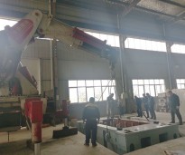 油壓機(jī)<div   id=
