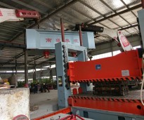 油壓機(jī)<div   id=